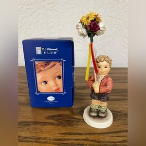 M.I. Hummel Club Ferdinand Spring Gifts figurine